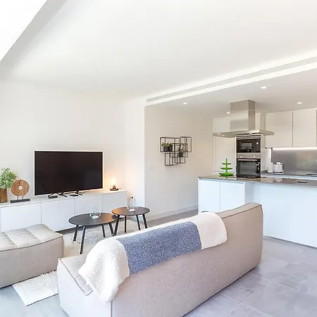 Apartament Luxury With 3 Bedrooms *