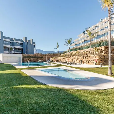 Luxury With 3 Bedrooms Apartament *